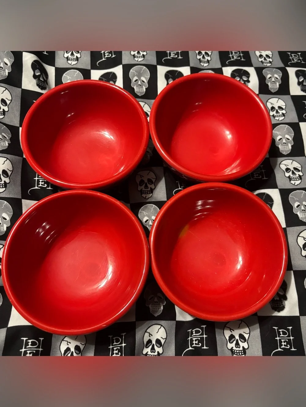 Y2K Thunder Group Inc Colors Set of 4 Red Plastic Sides Soup Bowl